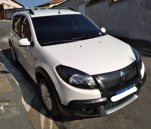 RENAULT SANDERO 1.6 STEPWAY 8V FLEX 4P MANUAL RENAULT SANDERO 1.6 STEPWAY 8V FLEX 4P MANUAL